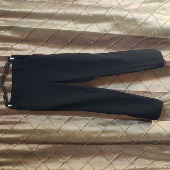 EUC- H&M Tuxedo Stripe Ponte Knit Pull On Skinny Dress Pant - Picture 2 of 7